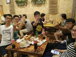 准格尔烧烤加盟,学烧烤技术,开烧烤店多少钱疯狂烤翅加盟